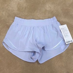 Lululemon Hotty Hot Shorts 2.5